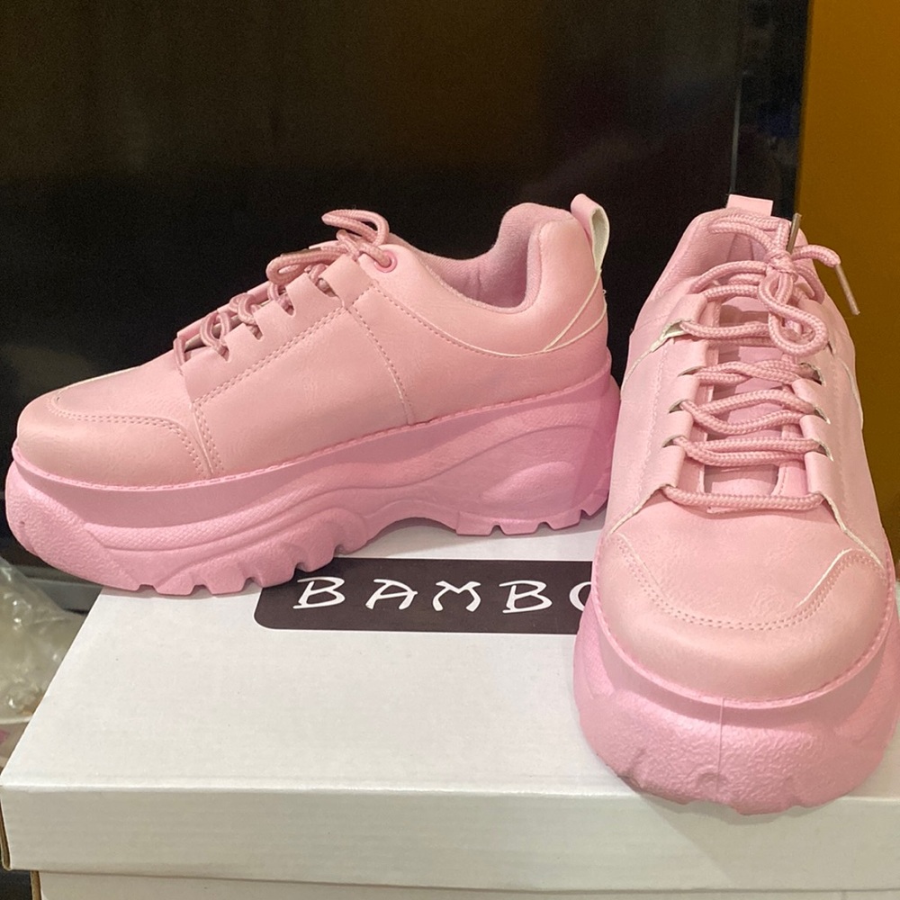 NWOT Pink Platform sneakers shoes 8